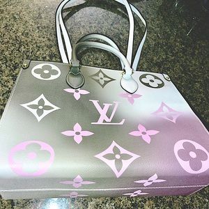 LV ON THE GO LOUIS VUITTON TOTE